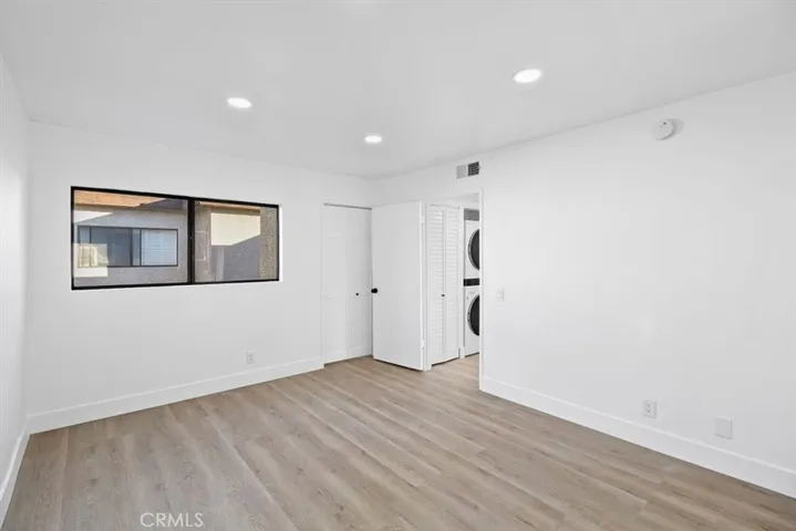 9210 Van Nuys Boulevard 14, Panorama City, California 91402