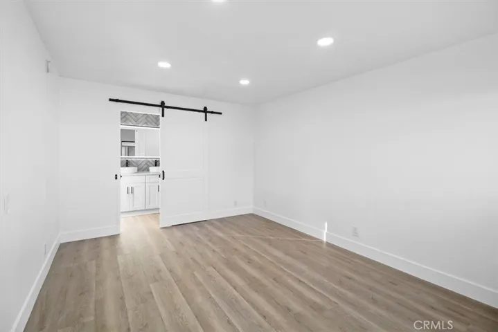 9210 Van Nuys Boulevard 14, Panorama City, California 91402