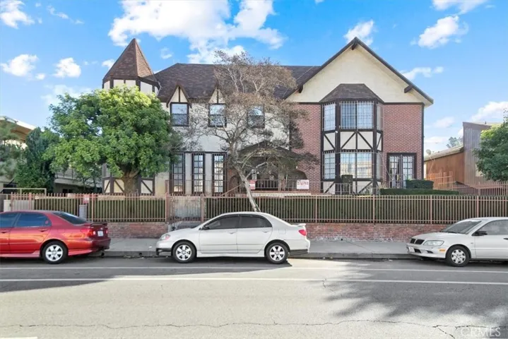 9210 Van Nuys Boulevard 14, Panorama City, California 91402