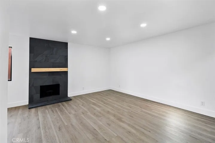 9210 Van Nuys Boulevard 14, Panorama City, California 91402