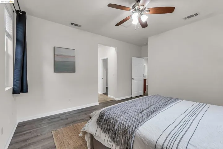 9433 Armstrong Dr, Oakland, California 94603