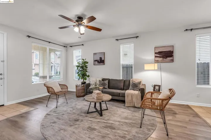 9433 Armstrong Dr, Oakland, California 94603