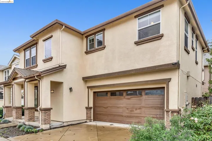 9433 Armstrong Dr, Oakland, California 94603