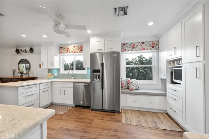 7557 Alcove Avenue, North Hollywood, California 91605