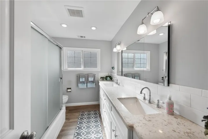7557 Alcove Avenue, North Hollywood, California 91605