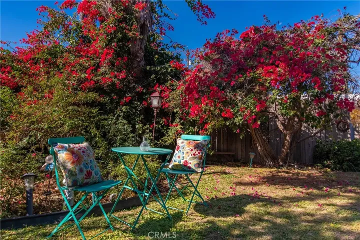 7557 Alcove Avenue, North Hollywood, California 91605