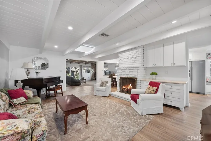 7557 Alcove Avenue, North Hollywood, California 91605