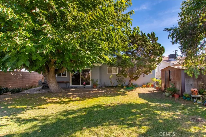7557 Alcove Avenue, North Hollywood, California 91605