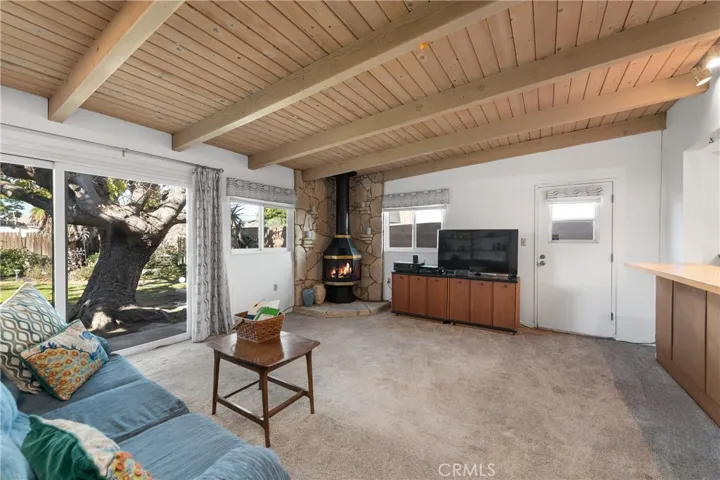 7557 Alcove Avenue, North Hollywood, California 91605