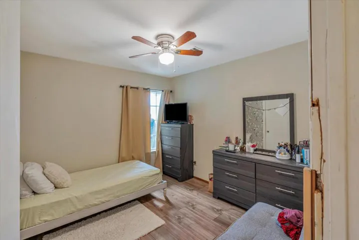 208 Sussex Way, King City, California 93930