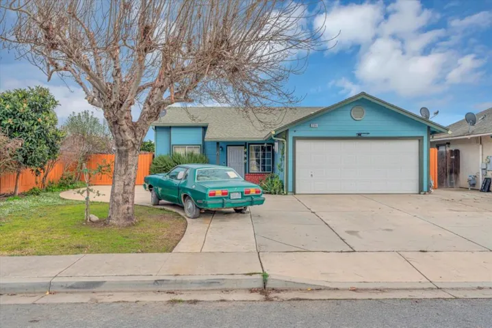 208 Sussex Way, King City, California 93930