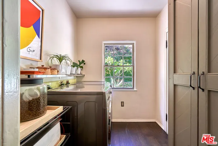 2097 Outpost Drive, Los Angeles, California 90068