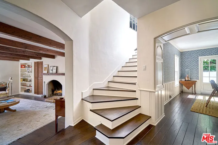 2097 Outpost Drive, Los Angeles, California 90068