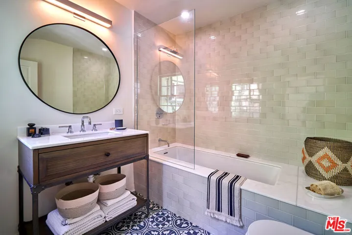 2097 Outpost Drive, Los Angeles, California 90068