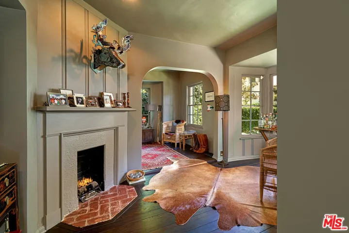 2097 Outpost Drive, Los Angeles, California 90068