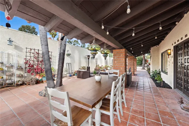 Entertain and dine outside