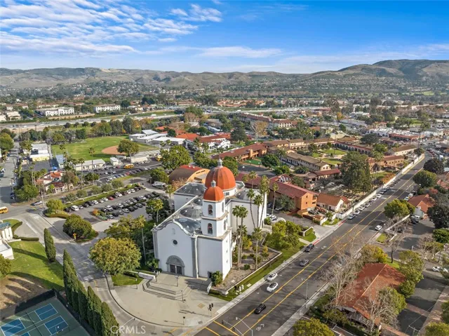 Located minutes to historic Mission and downtown