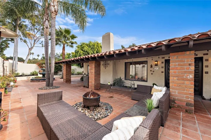 Large gatherings possible in this spacious yard