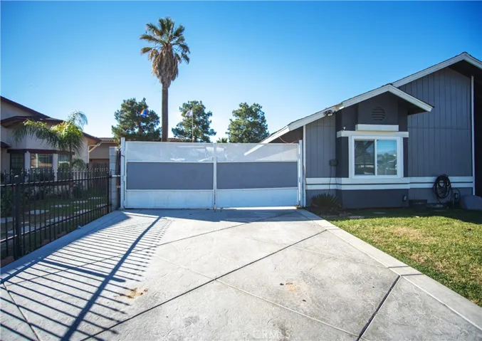 Wide Gate and Driveway