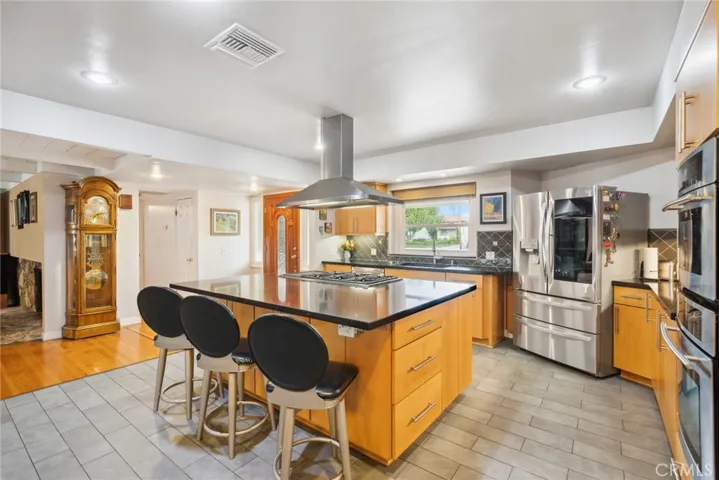 914 E Elm Street, Brea, California 92821