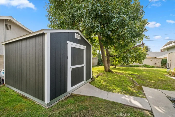 914 E Elm Street, Brea, California 92821