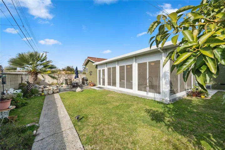 914 E Elm Street, Brea, California 92821