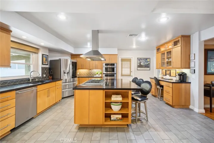 914 E Elm Street, Brea, California 92821