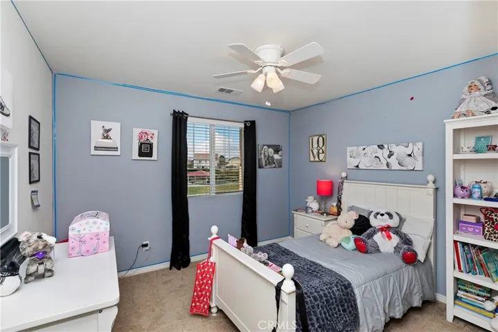 Large Secondary Bedroom with View of the Park