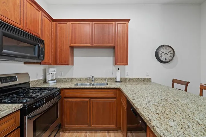 50660 Santa Rosa Plaza Unit 5, La Quinta, California 92253