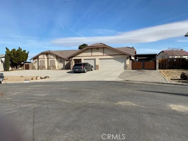 11679 Winterhawk Way, Apple Valley, California 92308