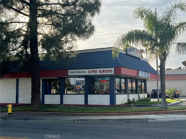 201 W Foothill Boulevard, Rialto, California 92376