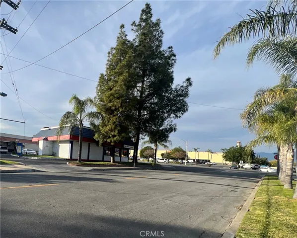 201 W Foothill Boulevard, Rialto, California 92376