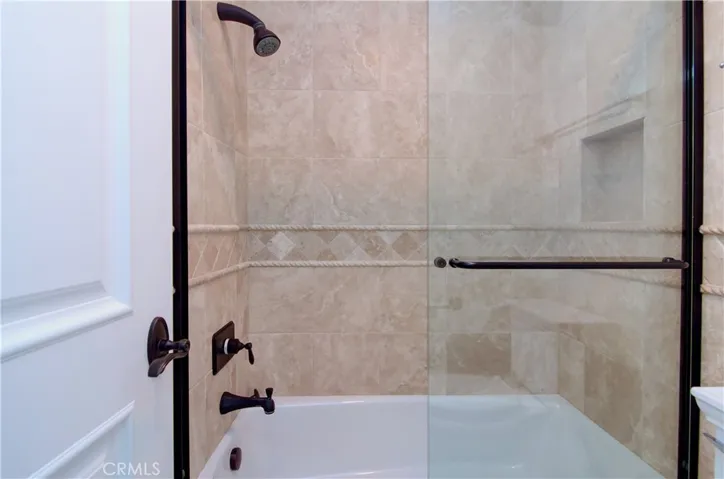 8566 Fallbrook Circle 707d, Huntington Beach, California 92646