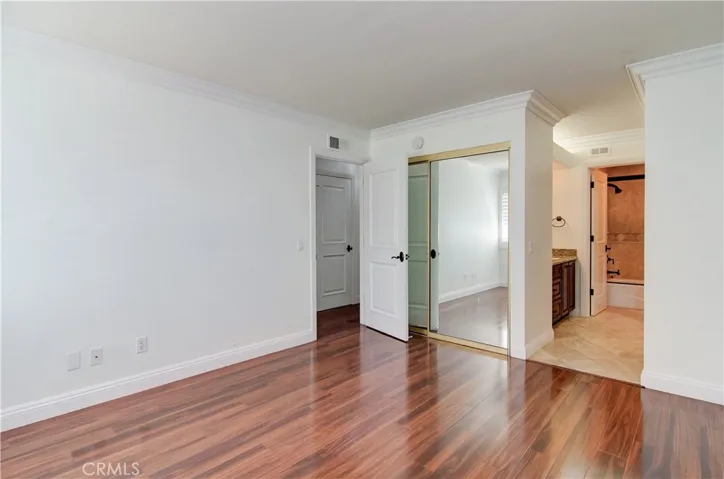 8566 Fallbrook Circle 707d, Huntington Beach, California 92646