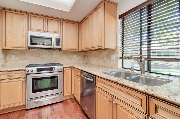 8566 Fallbrook Circle 707d, Huntington Beach, California 92646