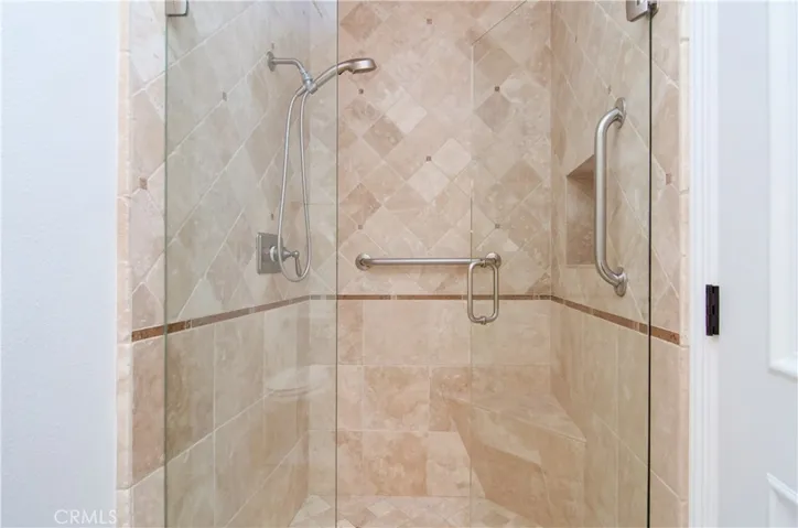 8566 Fallbrook Circle 707d, Huntington Beach, California 92646