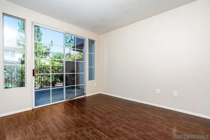 12080 Tivoli Park Row 4, San Diego, California 92128