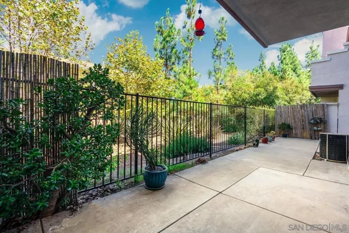 12080 Tivoli Park Row 4, San Diego, California 92128