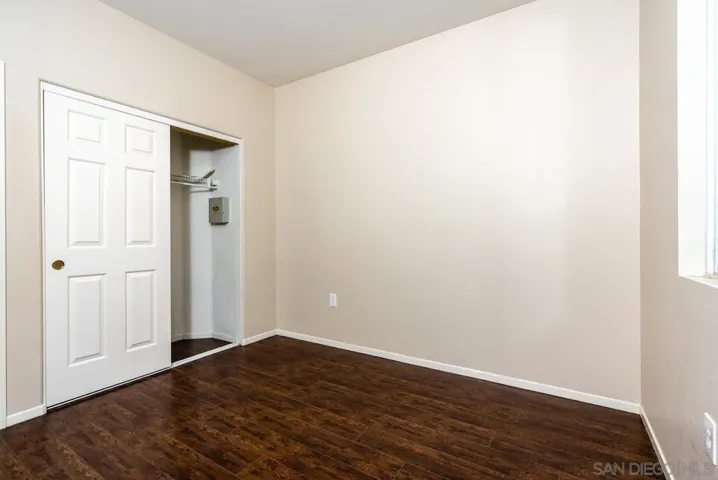 12080 Tivoli Park Row 4, San Diego, California 92128