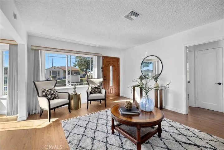 11012 Ruthelen Street, Los Angeles, California 90047