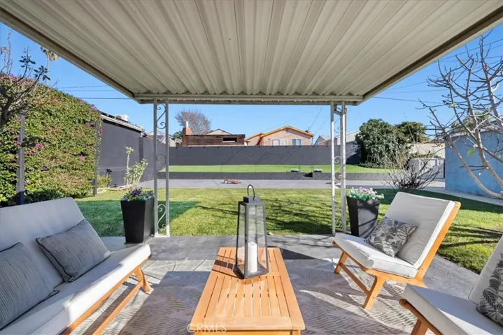 11012 Ruthelen Street, Los Angeles, California 90047