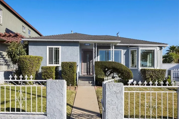 11012 Ruthelen Street, Los Angeles, California 90047
