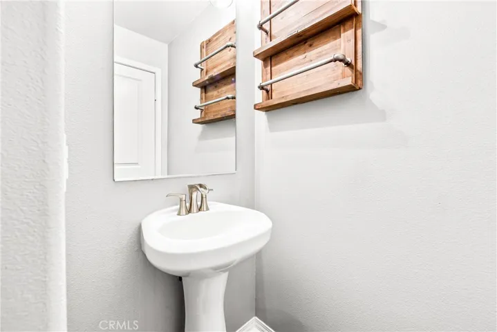 Powder room