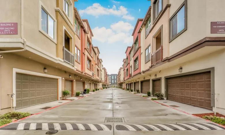 1035 Giacomo Lane 7, San Jose, California 95131