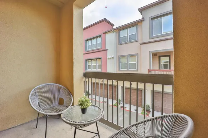 1035 Giacomo Lane 7, San Jose, California 95131