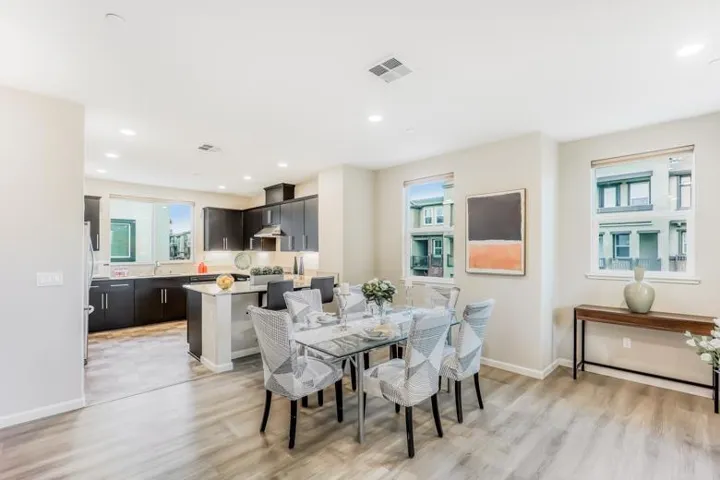 1035 Giacomo Lane 7, San Jose, California 95131
