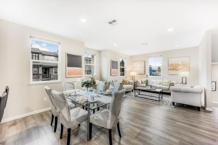 1035 Giacomo Lane 7, San Jose, California 95131