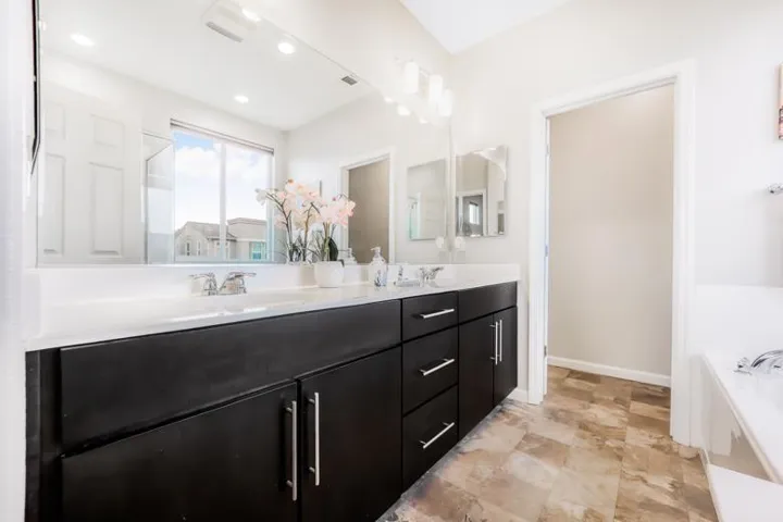 1035 Giacomo Lane 7, San Jose, California 95131