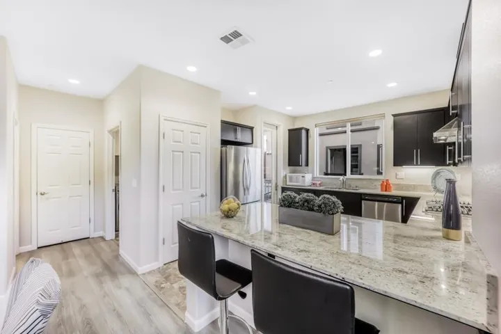 1035 Giacomo Lane 7, San Jose, California 95131