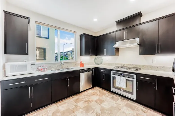 1035 Giacomo Lane 7, San Jose, California 95131